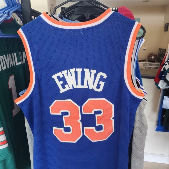PATRICK EWING NEW YORK KNICKS THROWBACK JERSEY - Picture 3 of 6